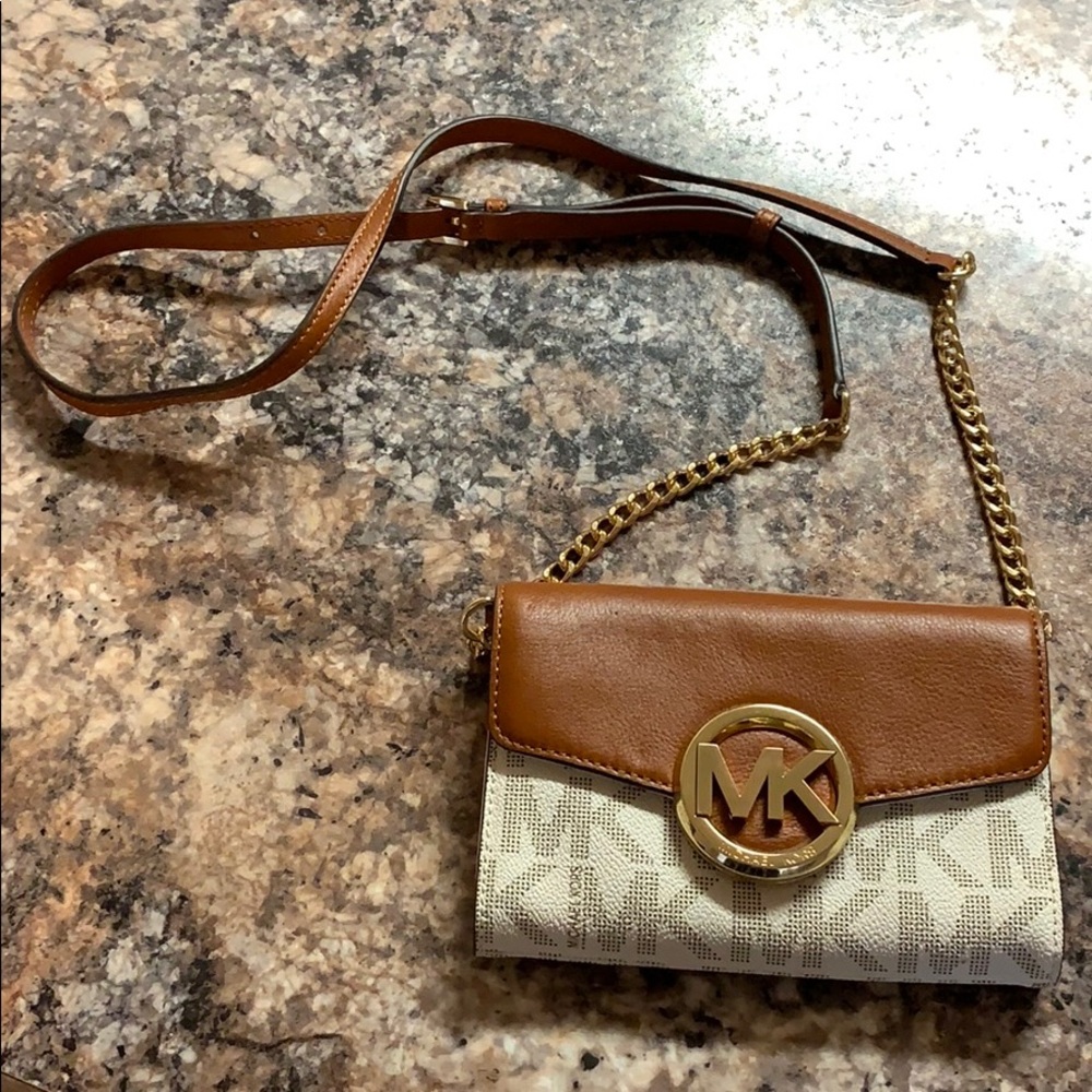 Michael Kors Crossbody